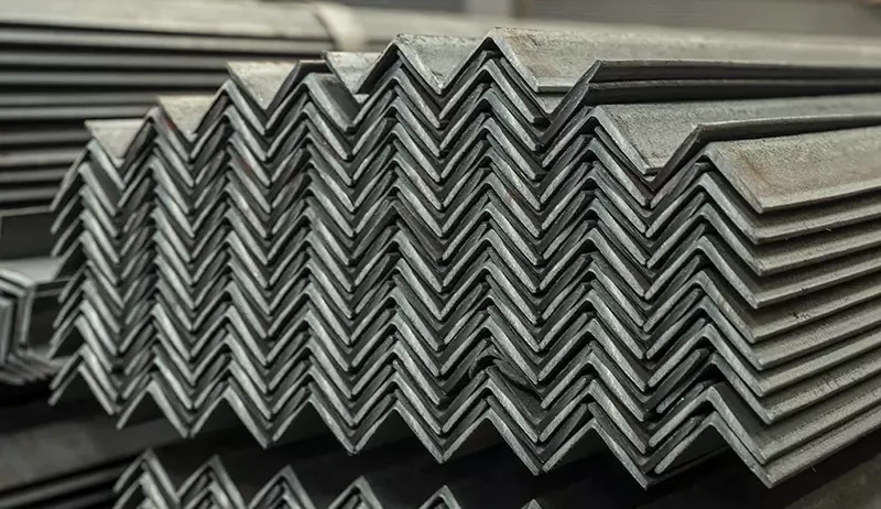 köşebent çit direği