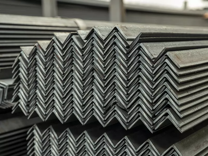 köşebent çit direği